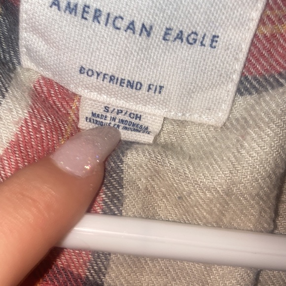 It’s a American eagle flannel. Size:S in woman! - Picture 2 of 4